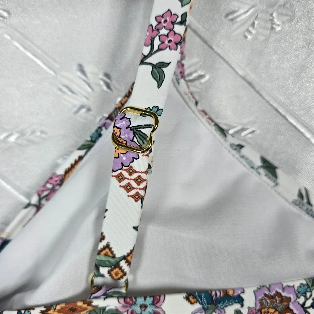 Freshwater Floral Tie Front Tankini Swim Top Plus Size 2X White Multi NEW